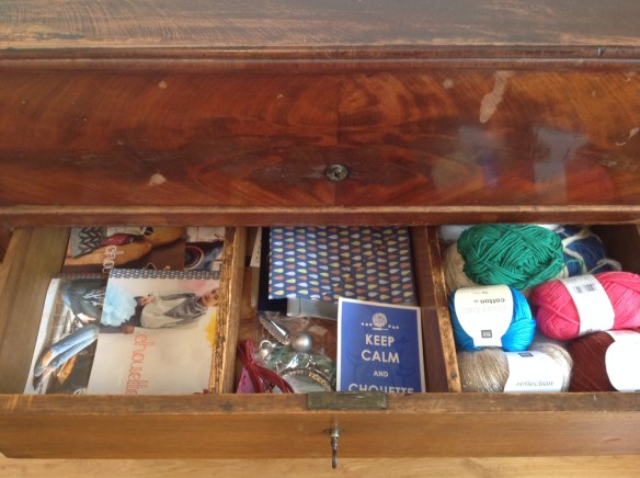 ancienne commode chouette kit