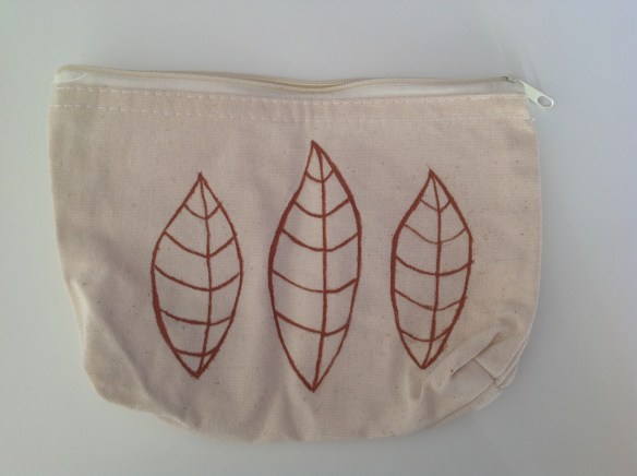 id créatives feutres posca sur tissu